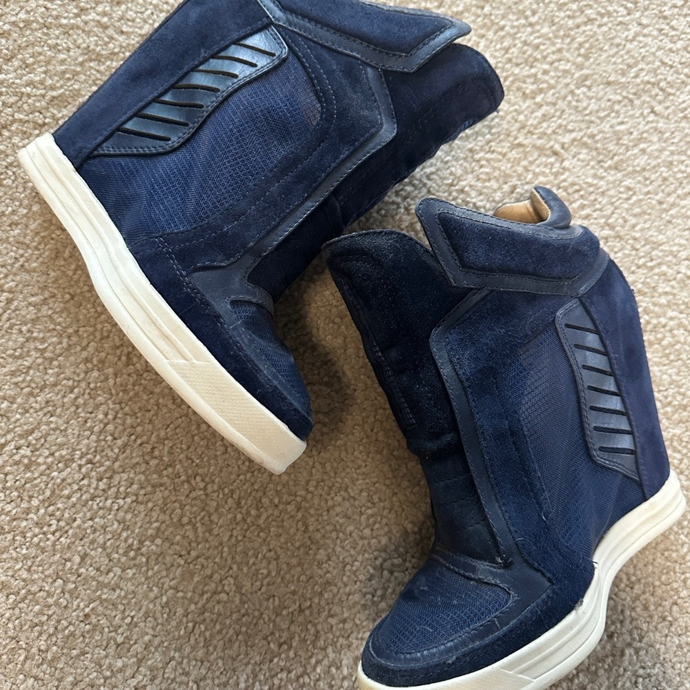 L.A.M.B. Leather & Suede Heel Sneaker